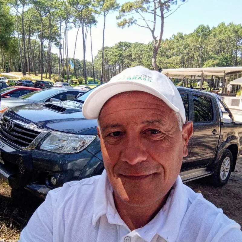 Gustavo Lucero