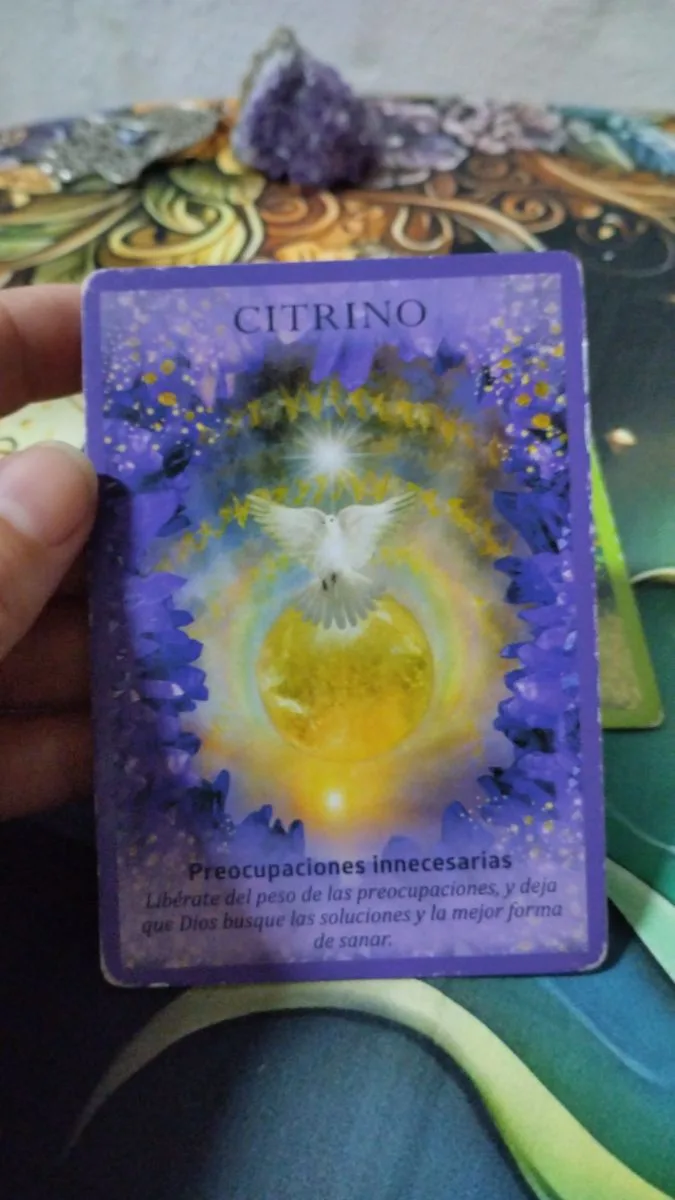 Carina Tarotista Angelical 5