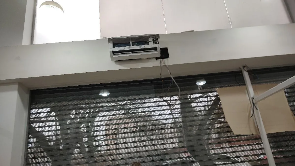 Frio service/ gas matriculado y electricidad de excelencia ( cambios de fase,ási 5