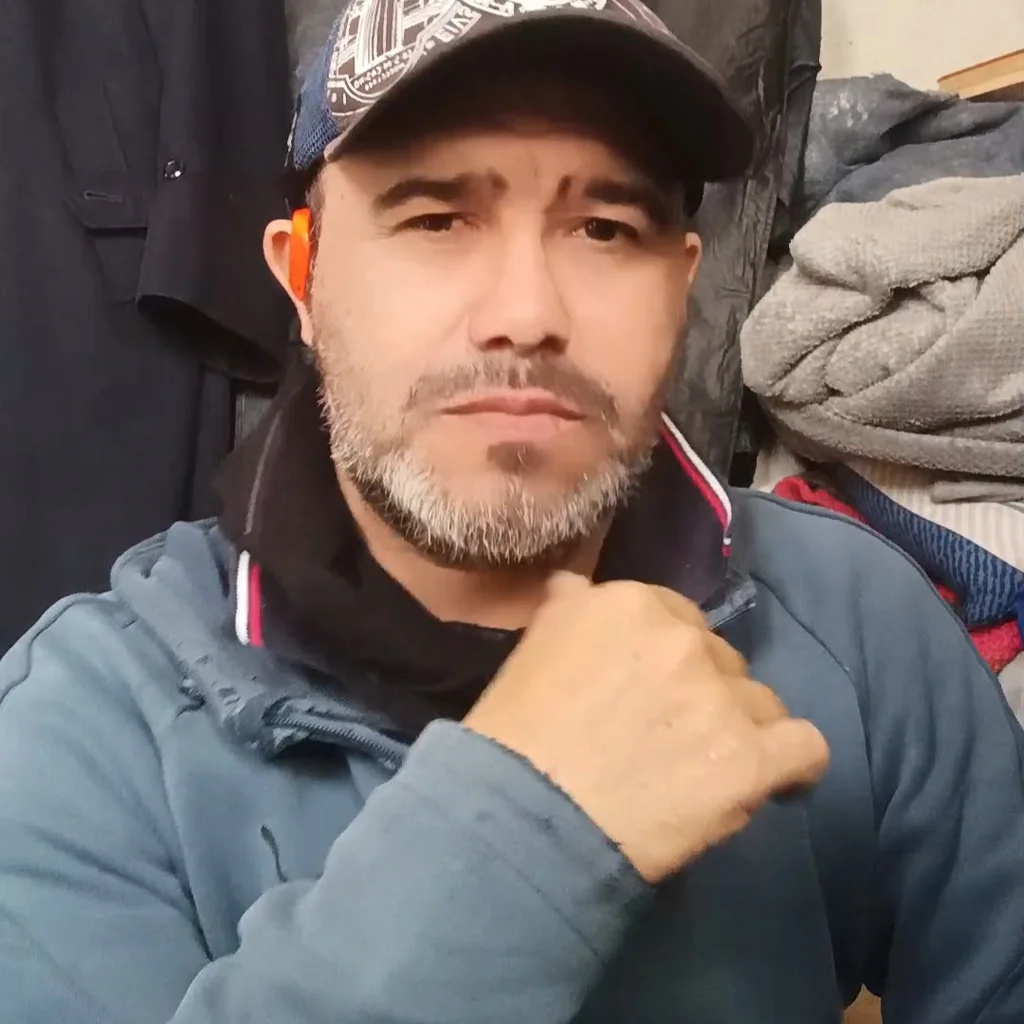 Román Cuenca