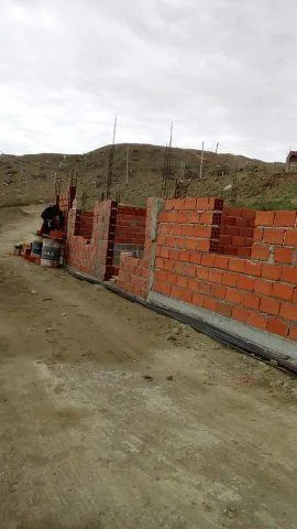 Construcciones y servicios generales G&B 5