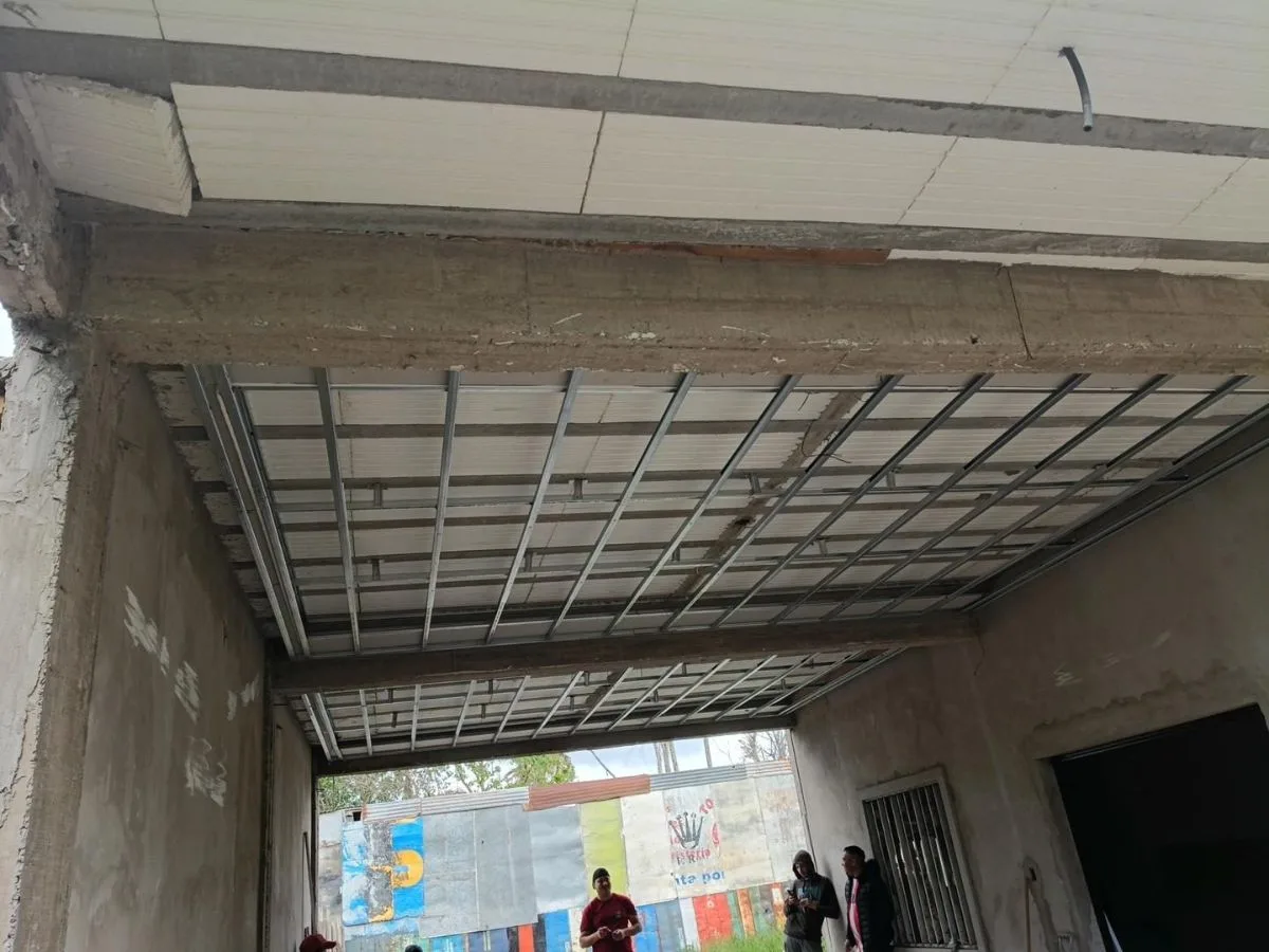 Contrucción secó durlokc y steel framg pintura 4