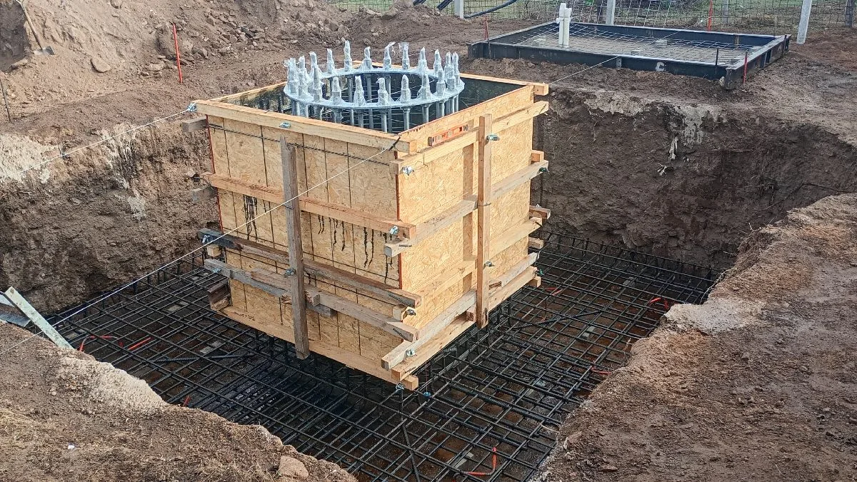 Esconstrux 9