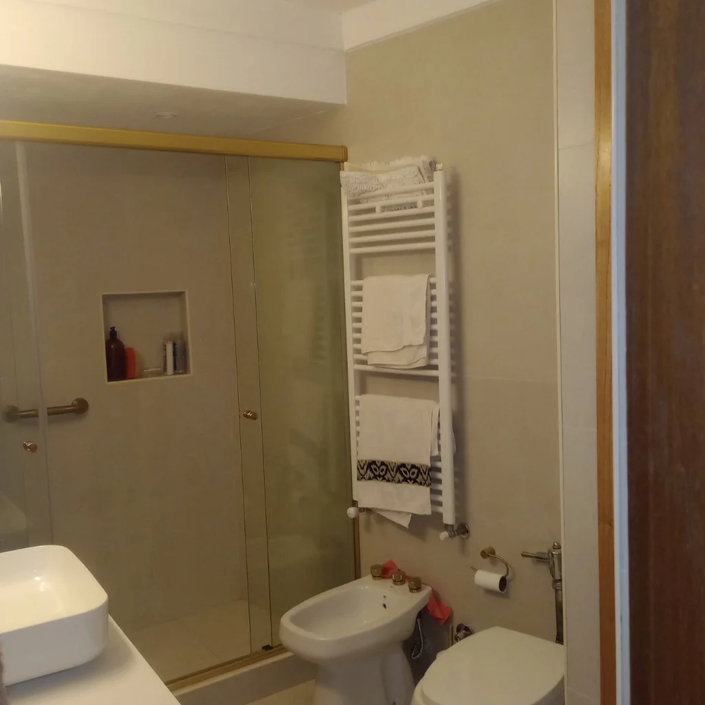 carlos castro