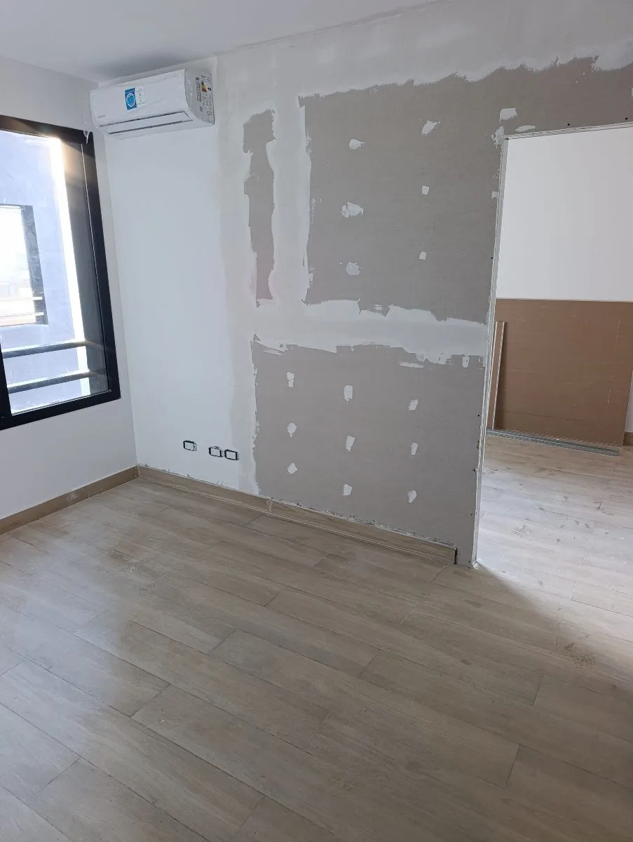 Pintor y Albañil Oficial 7