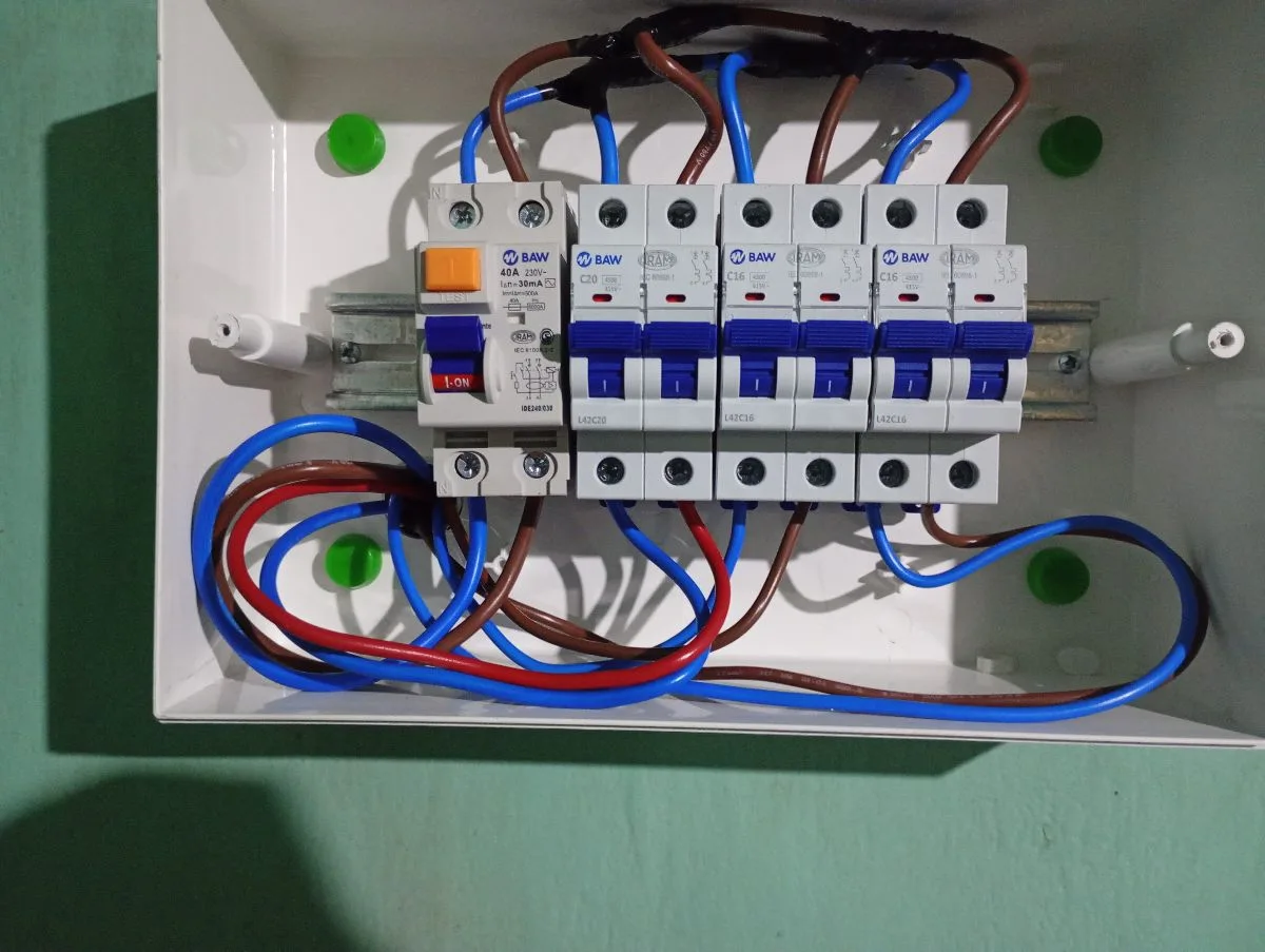 Electro RB Electricista Zona Sur 4