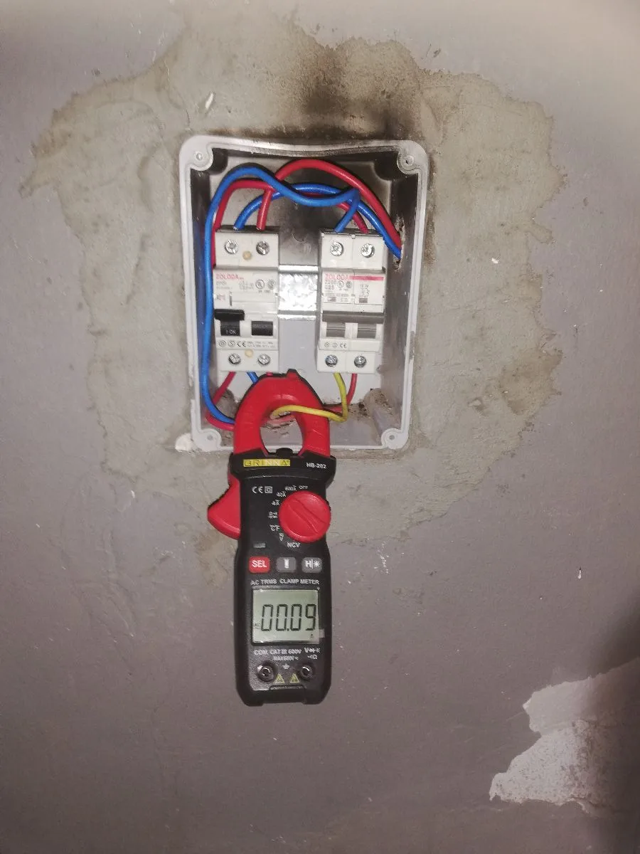 Patricio Elctricista 11