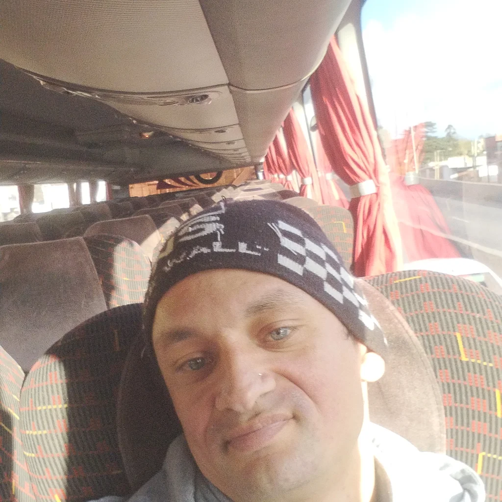 Ayudante de chófer y soy chofer tambien soy ayudante de construcción