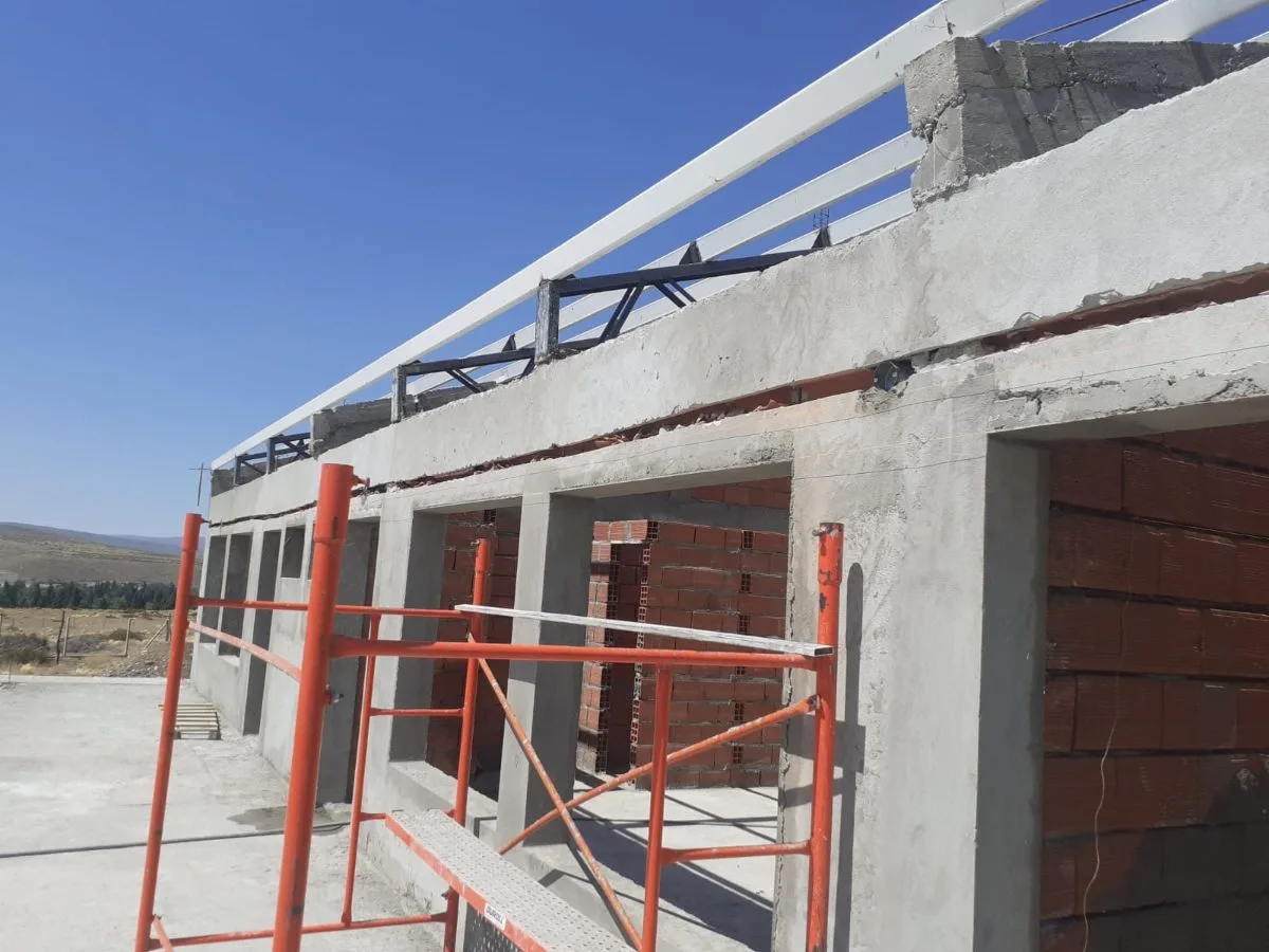 soy contratista tengo gente para trabajar y todas las herramientas de trabajo y tengo referencias de varias obras 4
