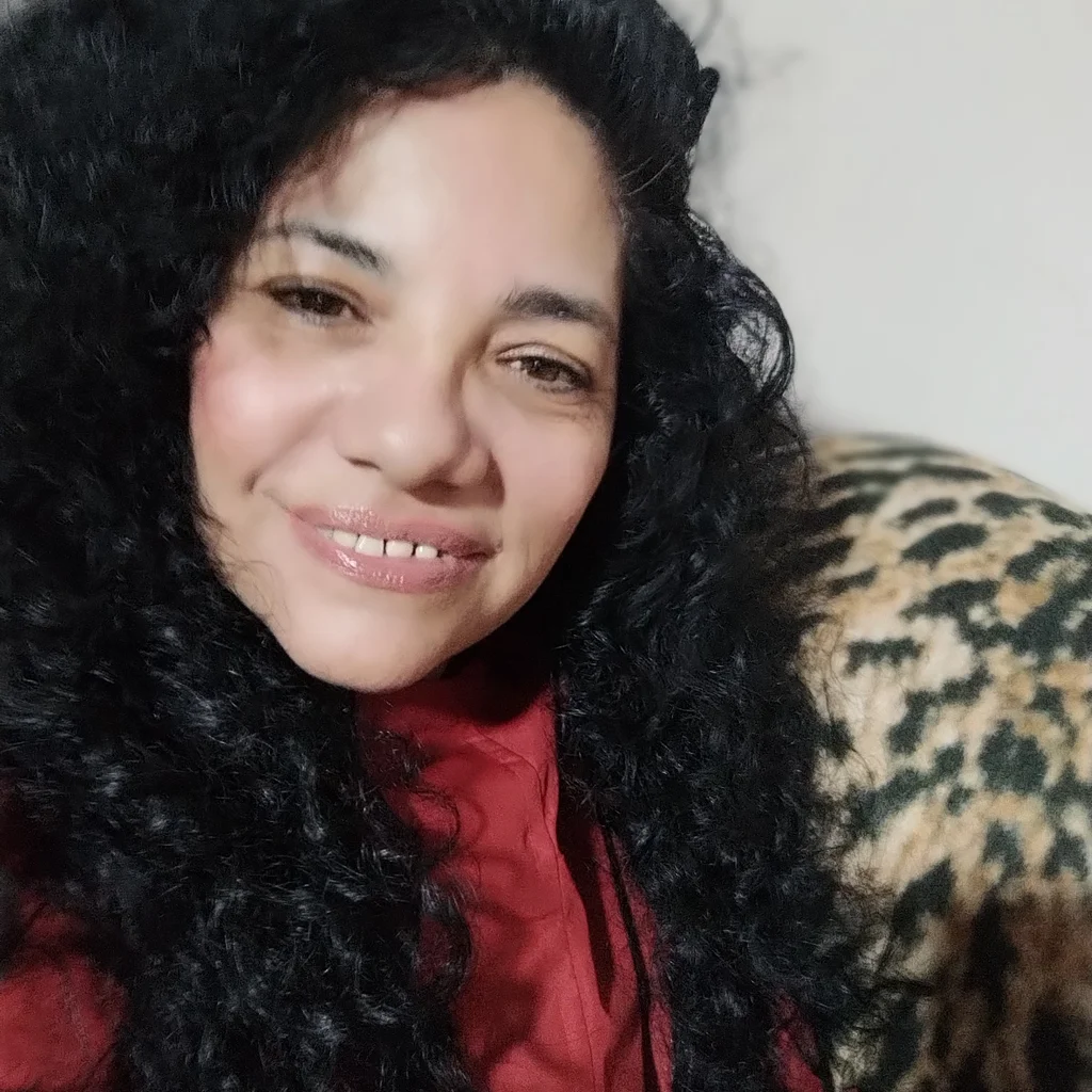 Alejandra Adriana Azcurra