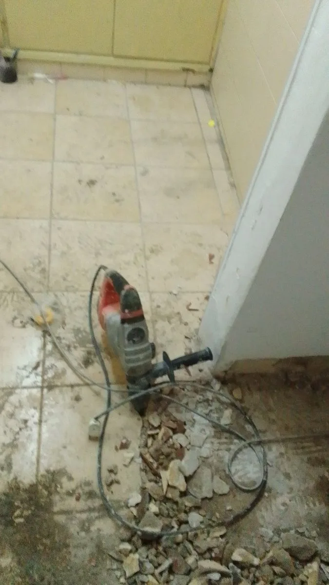 Albañil Julio 12