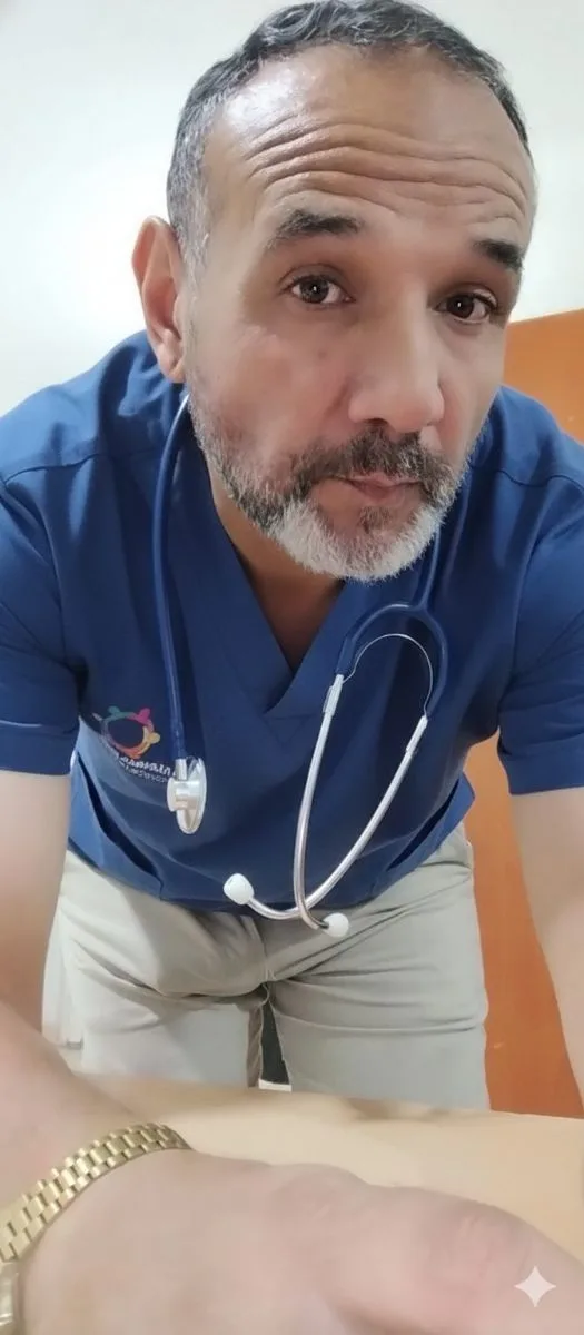 Hermes Emanuel Nieto - PMédico-Instructor PS, RCP y DEA- Formador de BRIGADAS DE EMERGENCIAS 8