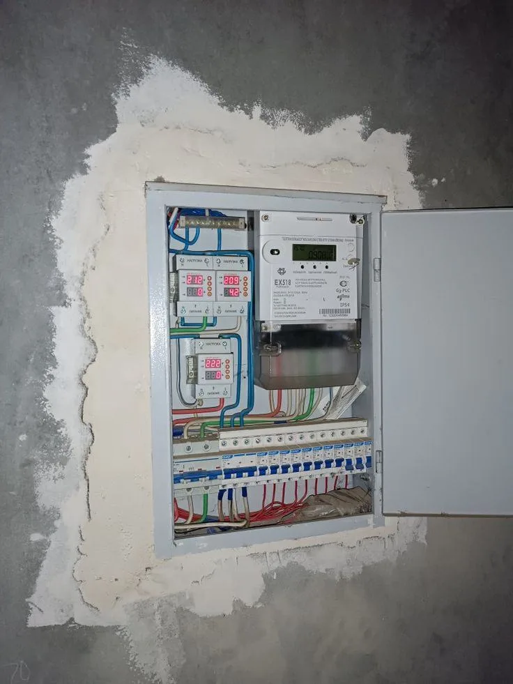 Electricista 12