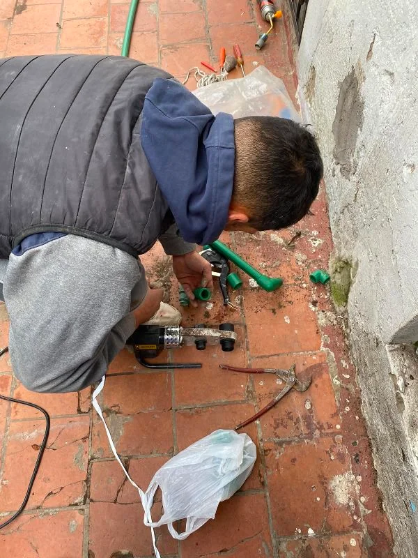 Albañileria y plomeria