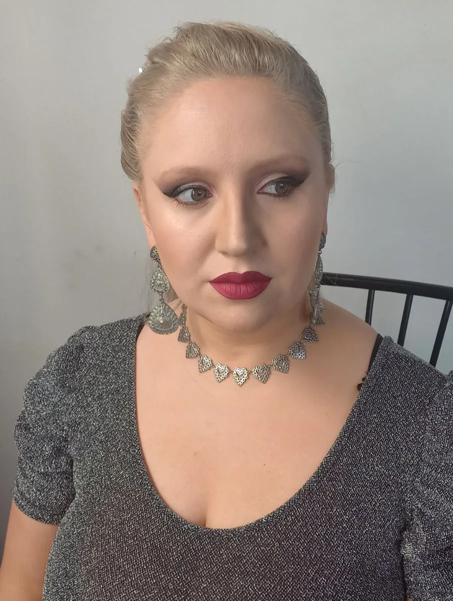 Mariana makeup 11