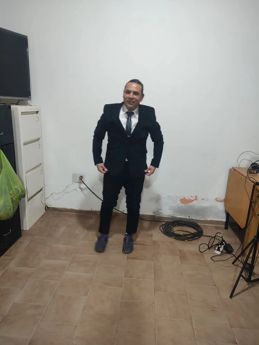 Carlos Rodriguez Burnet 8