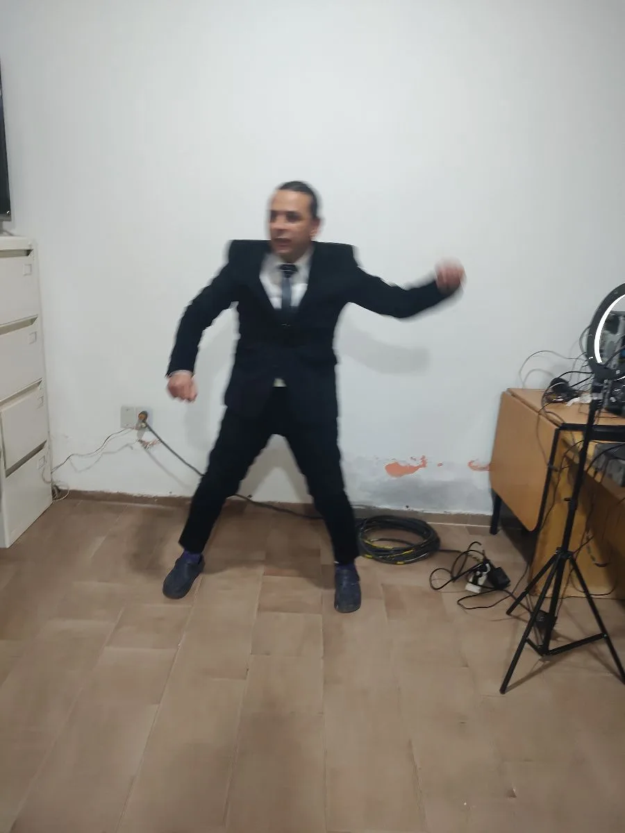 Carlos Rodriguez Burnet 9