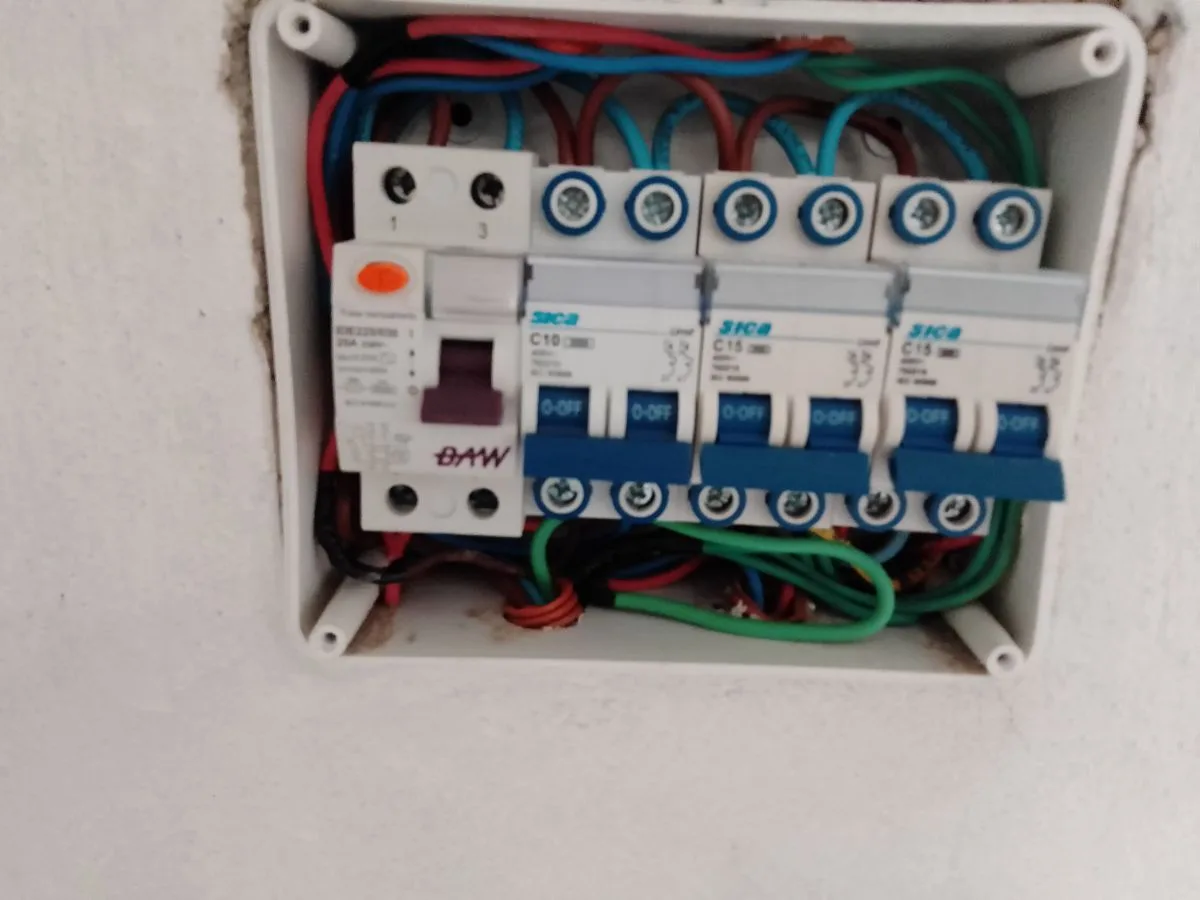 Eben-ezer Servicios Electricos 6