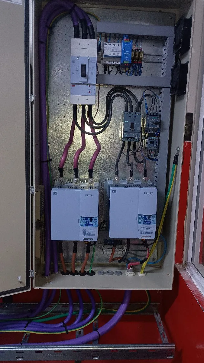 Gaston Electricista 6