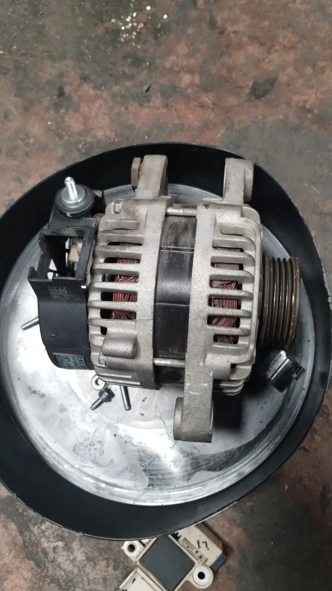 ELECTRICIDAD Y MECÁNICA "ROMERO" 8