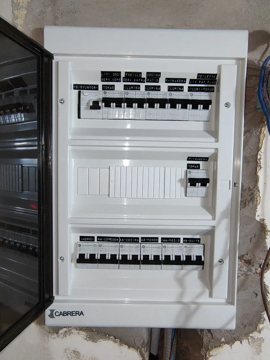 electricidad domiciliaria / aire acondicionado split 12