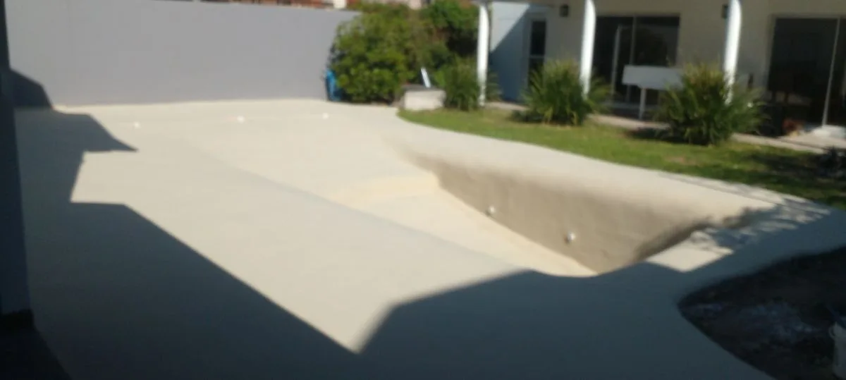 Pisos drenantes y piletas estilo playa 5