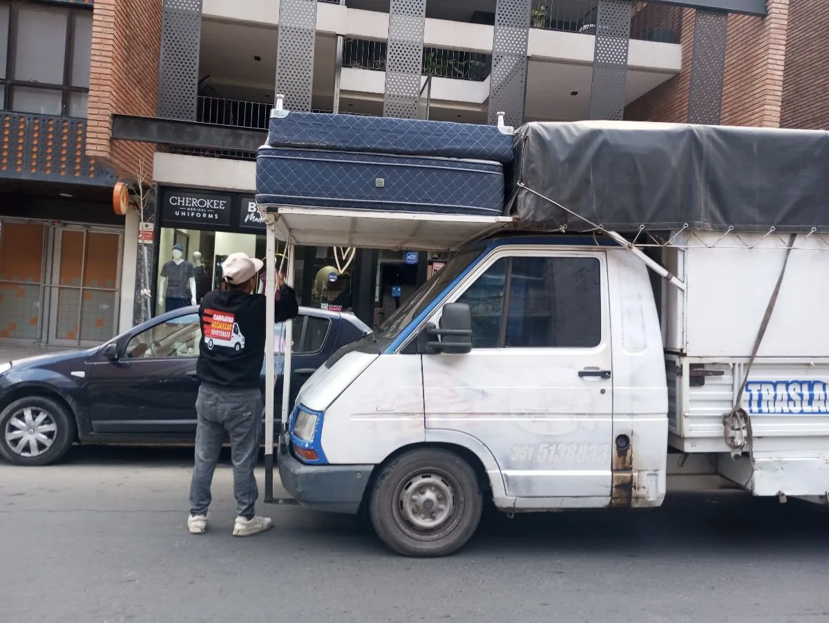 Carfletes y Mudanzas 4