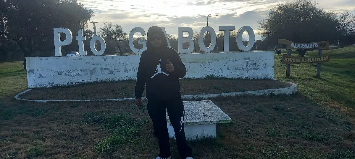 Andres velazquez 4