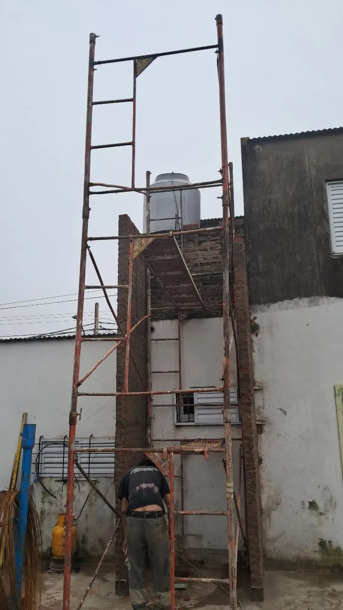 HELTNER  CONSTRUCCIÓN 6